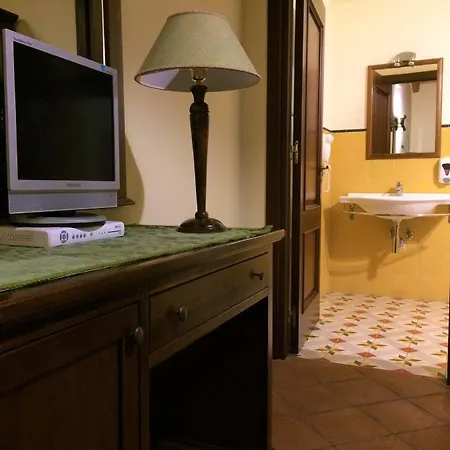 La Terra Del Mezzo Farm stay