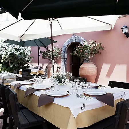 La Terra Del Mezzo Farm stay