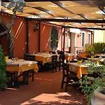 La Terra Del Mezzo * Riposto