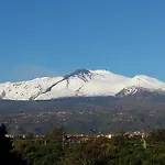 La Terra Del Mezzo Riposto