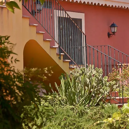 Alloggio per agriturismo La Terra Del Mezzo *